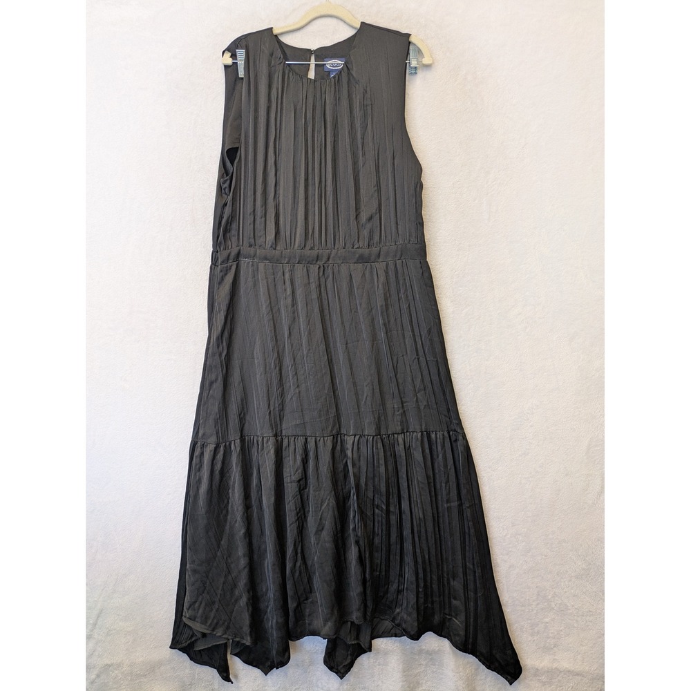 NEW Scoop Women's Size L Black Maxi Dress Hankerchief Hem Pleated Sleeveless